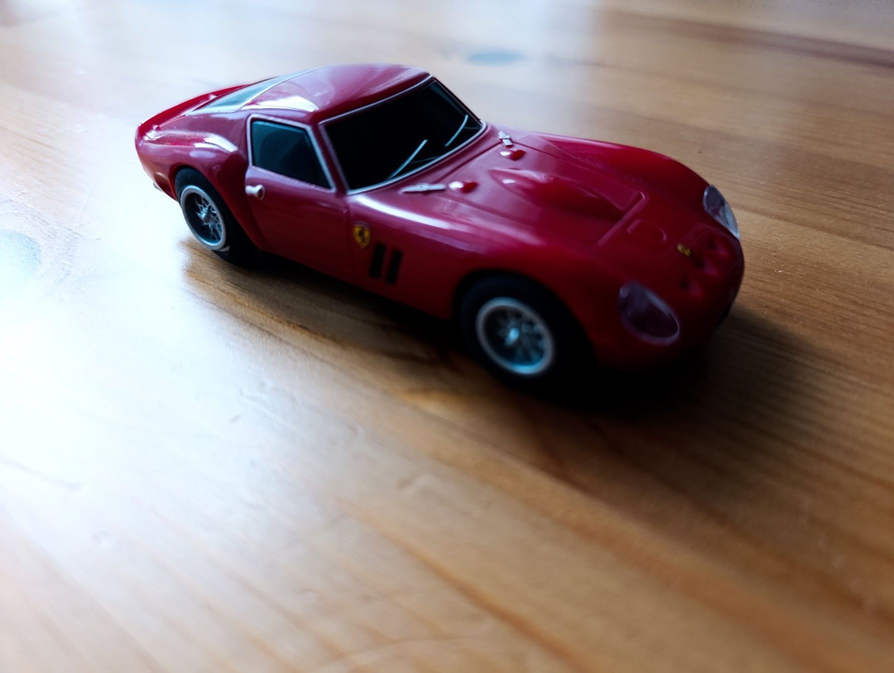 Ferrari Voitures modèles: Ferrari 250 GTO Echelle1:38 – D'occasion à Prangins par Timband