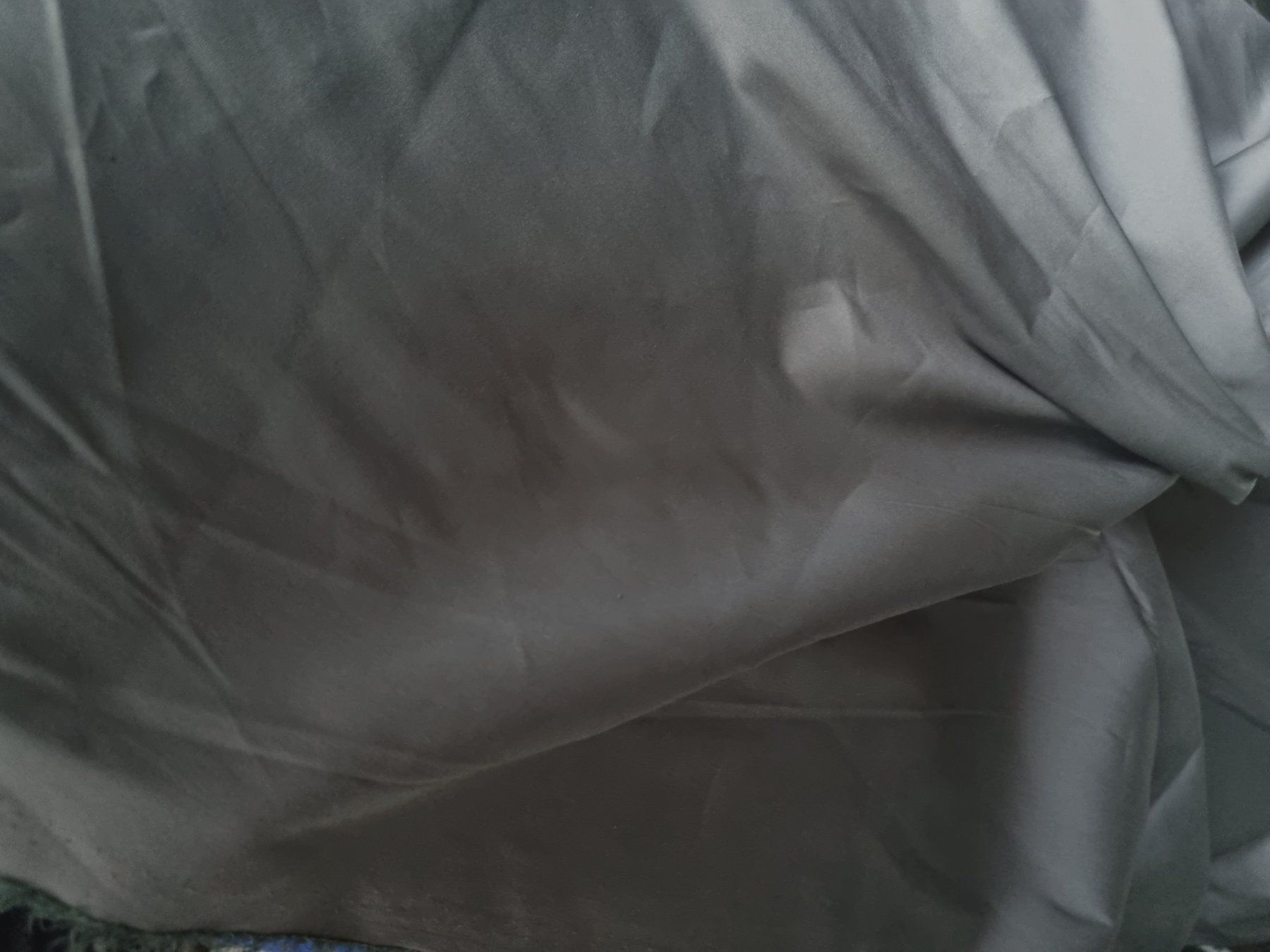 Stoffe: Stoff  Polysatin dehnbar 140 x 140 – Neu (gemäss Beschreibung) aus geroldswil von Gumball1
