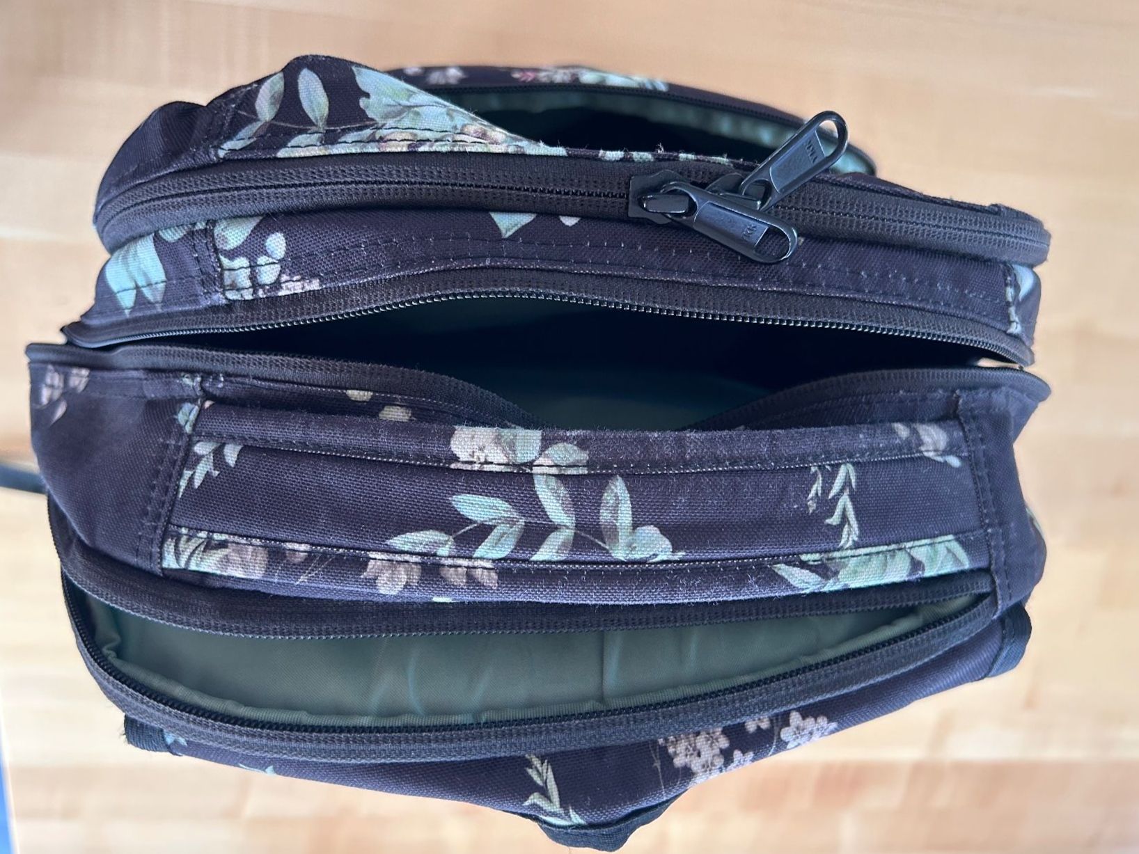 Dakine Zaini: Schulrucksack DAKINE 33 Liter – Usato da Ettiswil venduto da Return3 1