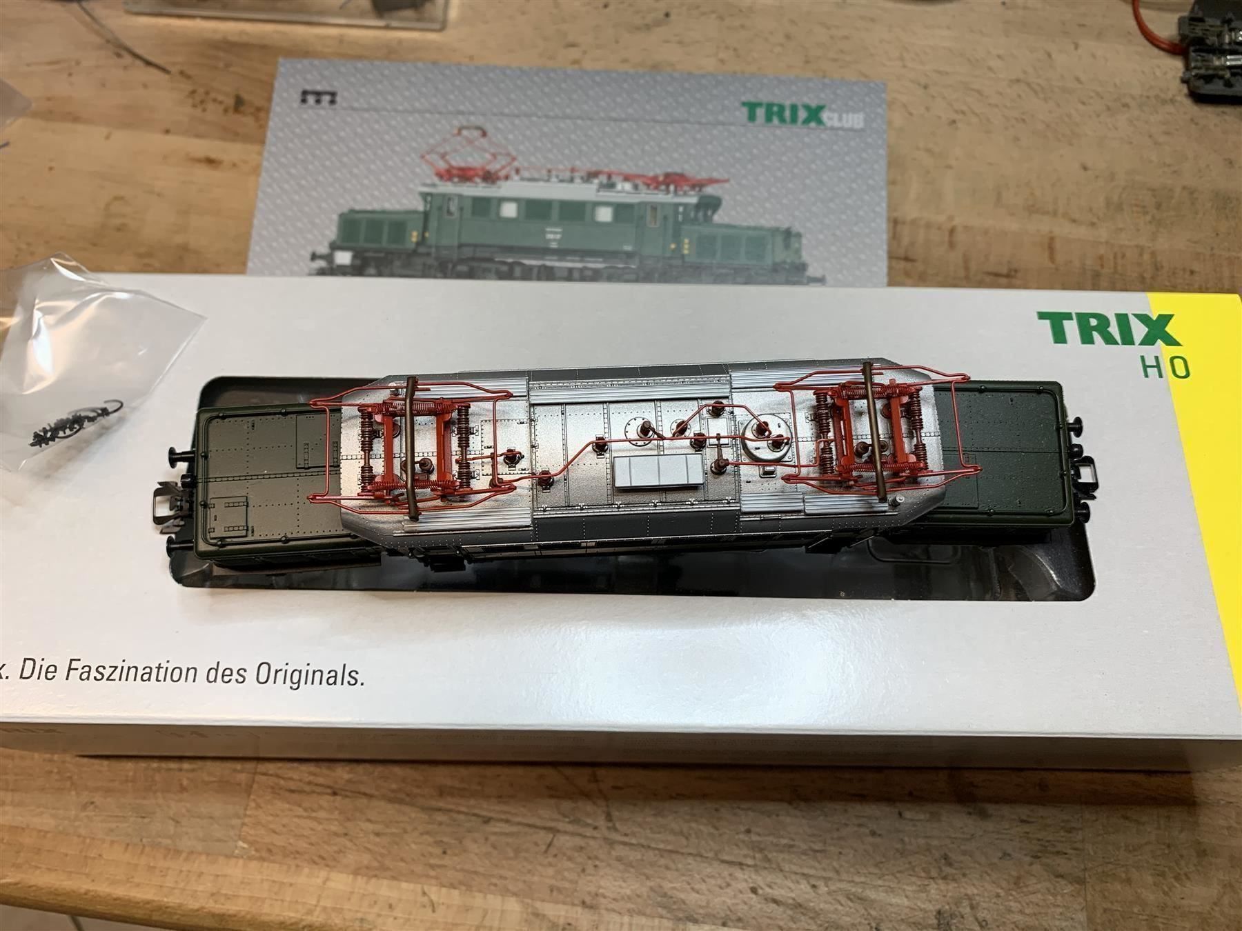 Trix Modellini di ferrovie: Trix 22870 Krocodil Digital Sound MFX – Nuovo (secondo la descrizione) da Hauterive NE venduto da eriamch 1