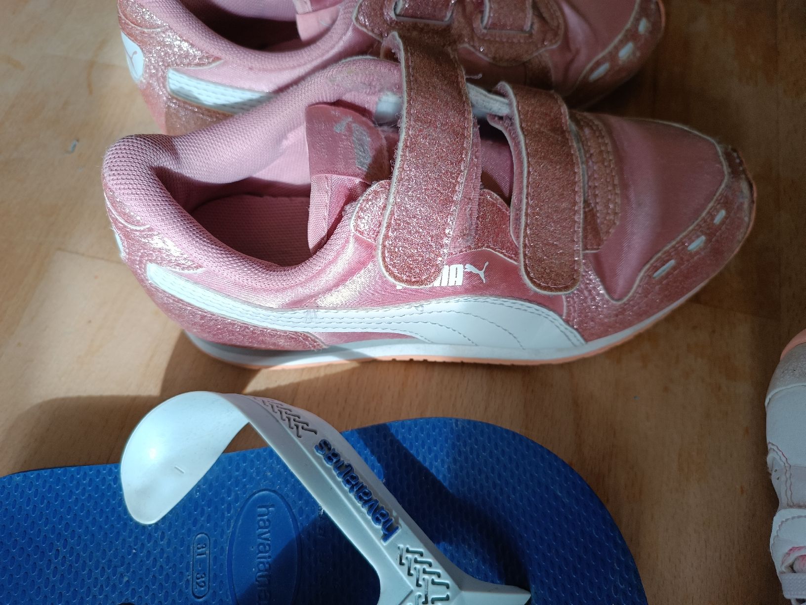 Puma Scarpe per ragazze: Schuhe Mädchen Gr 31 / 32 – Usato da Binz venduto da julijuli 2