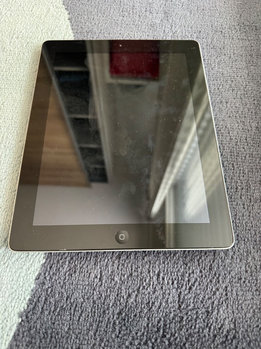 Apple Tablet PC: iPad 2 Generation – Difettoso da Adliswil venduto da Busys