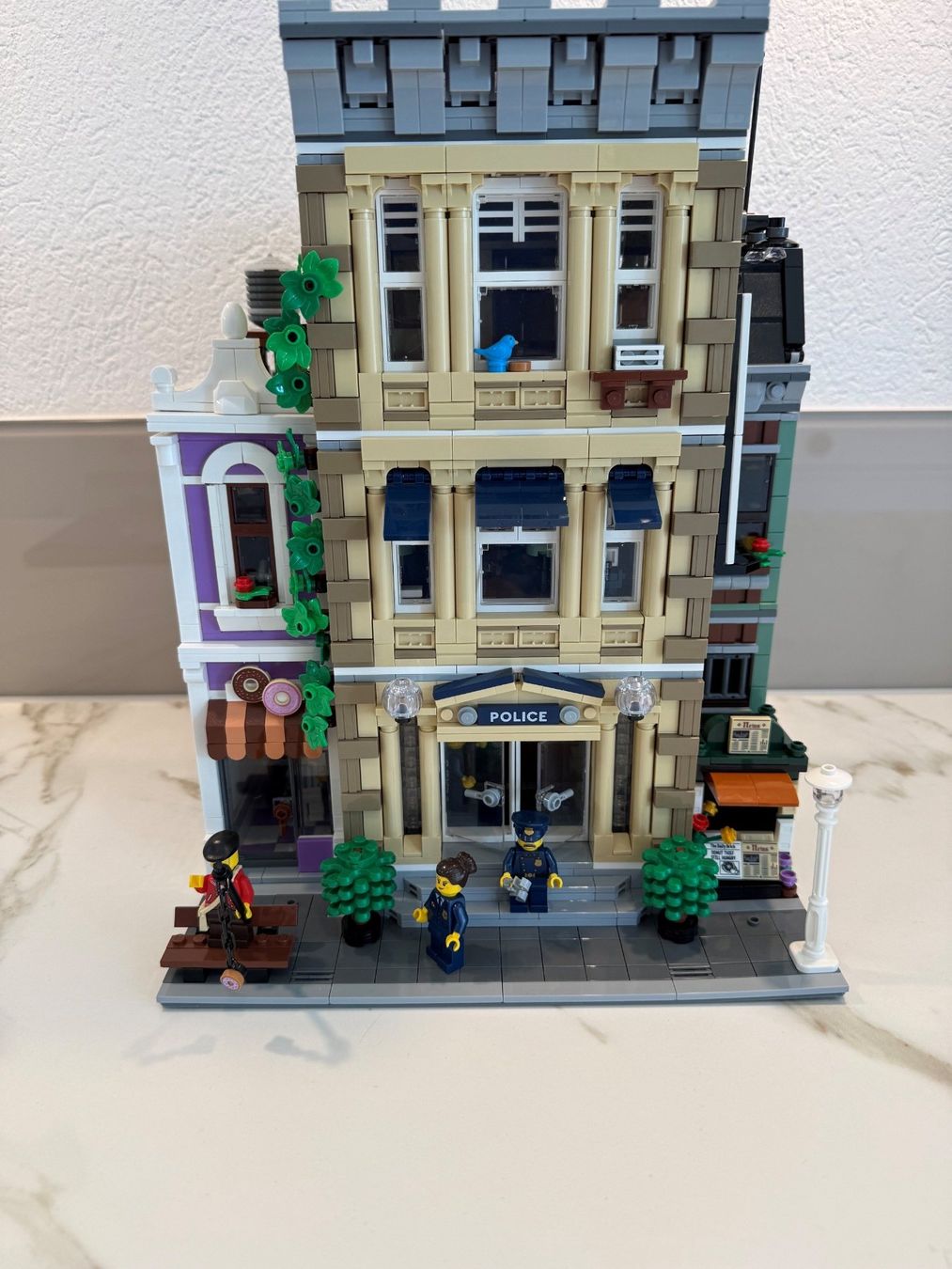 Lego Baukästen: Lego 10278 Polizeistation – Gebraucht aus Meisterschwanden von Bigi1 1