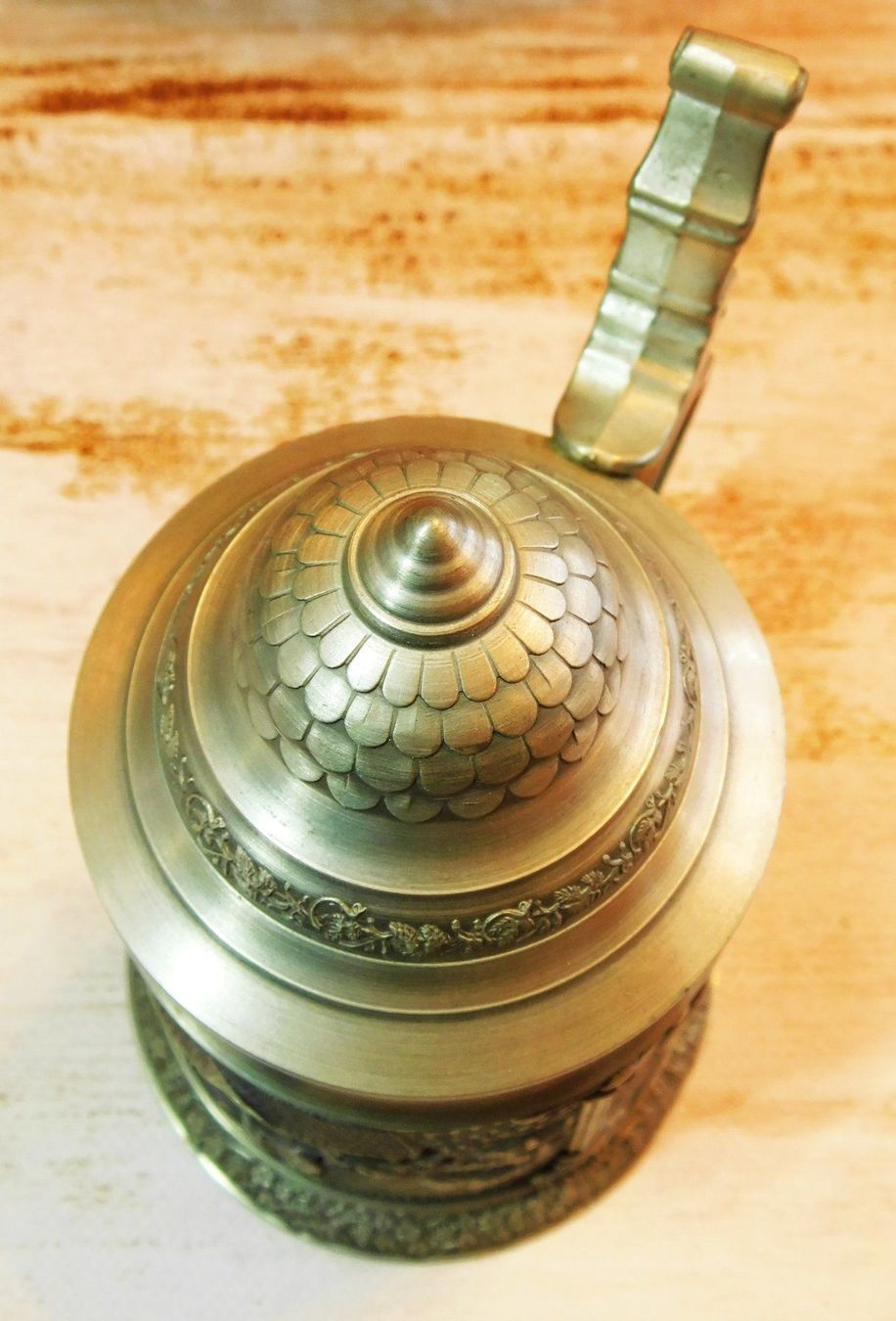 Caraffe: Wunderschöne Vintage Zinn Krug – Usato da Emmenbrücke venduto da Ulisse-22 6