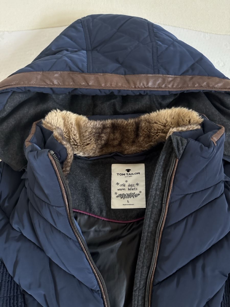 Tom Tailor Giacche: Winterjacke dunkelblau Tom Tailor – Usato da Fürstenau venduto da Du-01 1