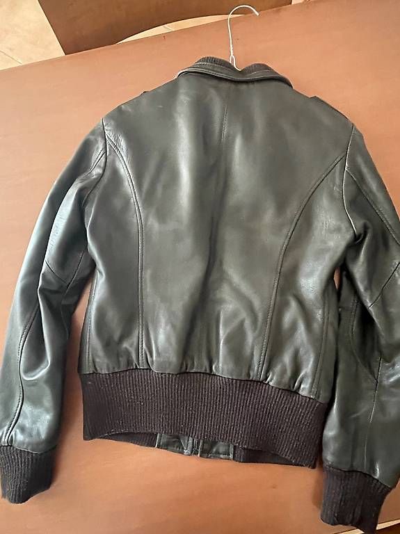 Jacken: Echtleder Jacke Grösse XS – Gebraucht aus Rossrüti von fil_9v9s 1
