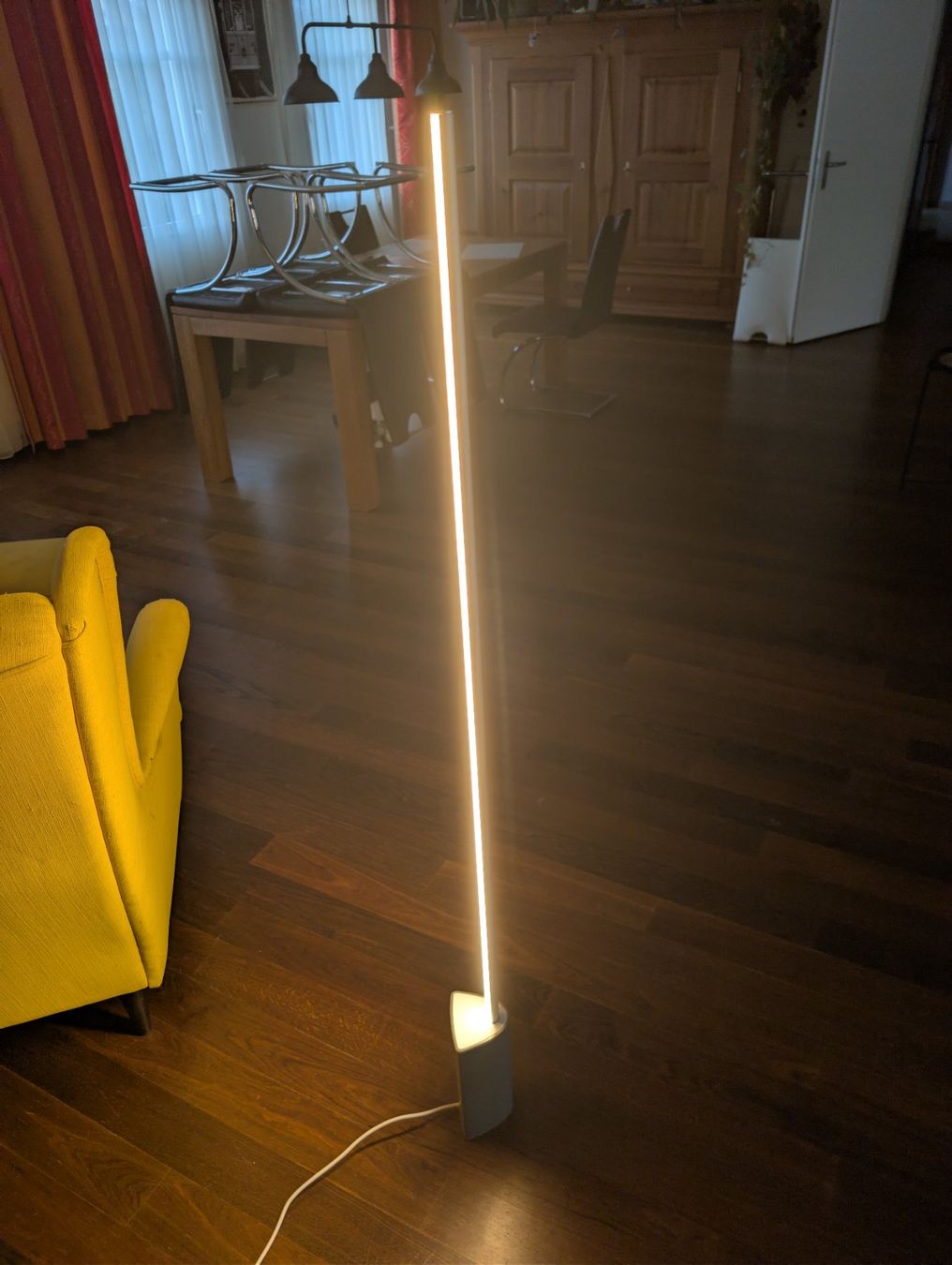 Philips Lampen: Philips Hue White & Color Stehleuchte – Gebraucht aus Stein AR von Bibabo12 1