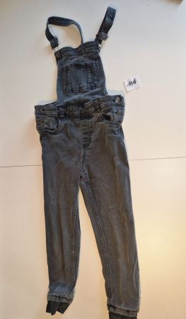 Latzhose Grösse 146