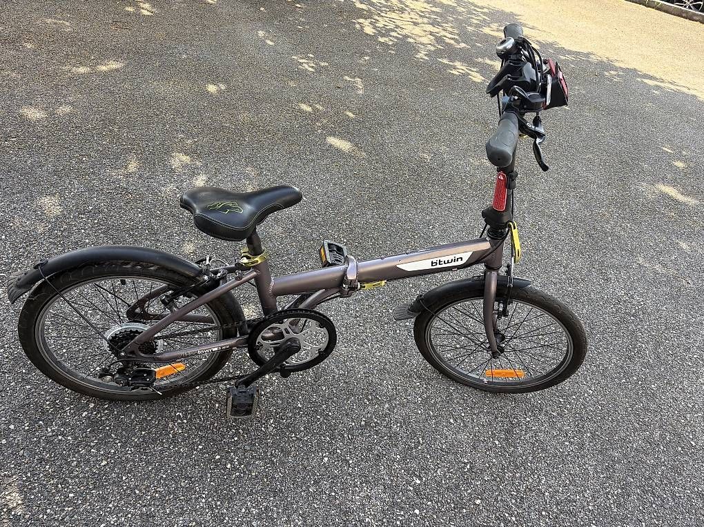Vélos: Vélo pliant btwin  – D'occasion à Nods par wid_2lbx 1