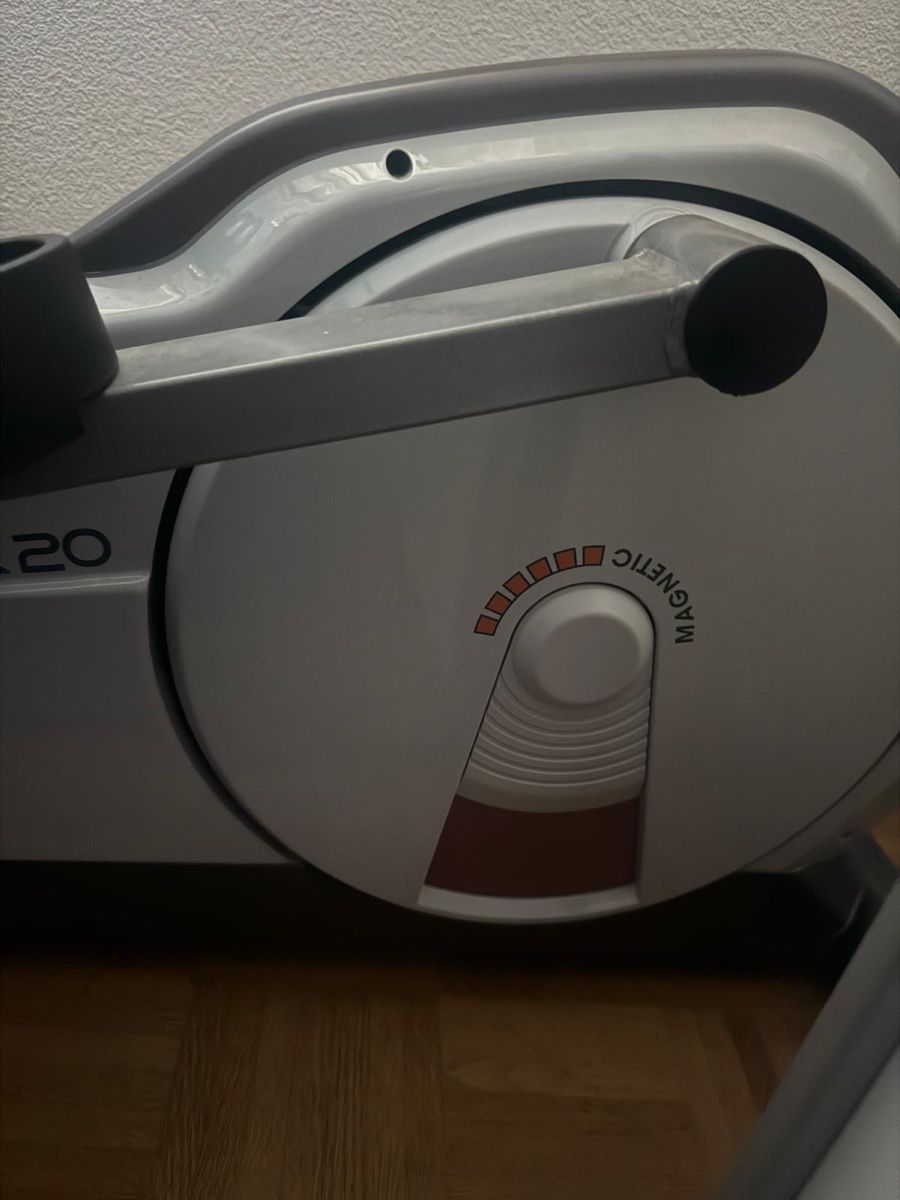 Hometrainer: Crosstrainer Cardiostrong EX20 – Usato da Ins venduto da Valentino.St. 4