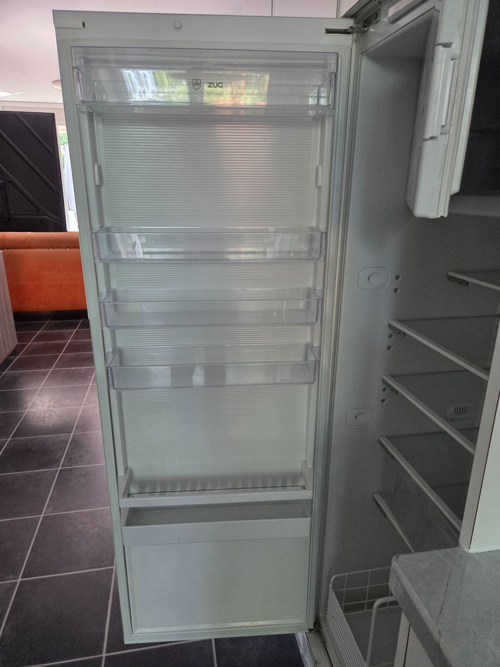 V-Zug Frigoriferi: Kühlschrank V-Zug KS De Luxe – Usato da Steinhausen venduto da zwackelma 1