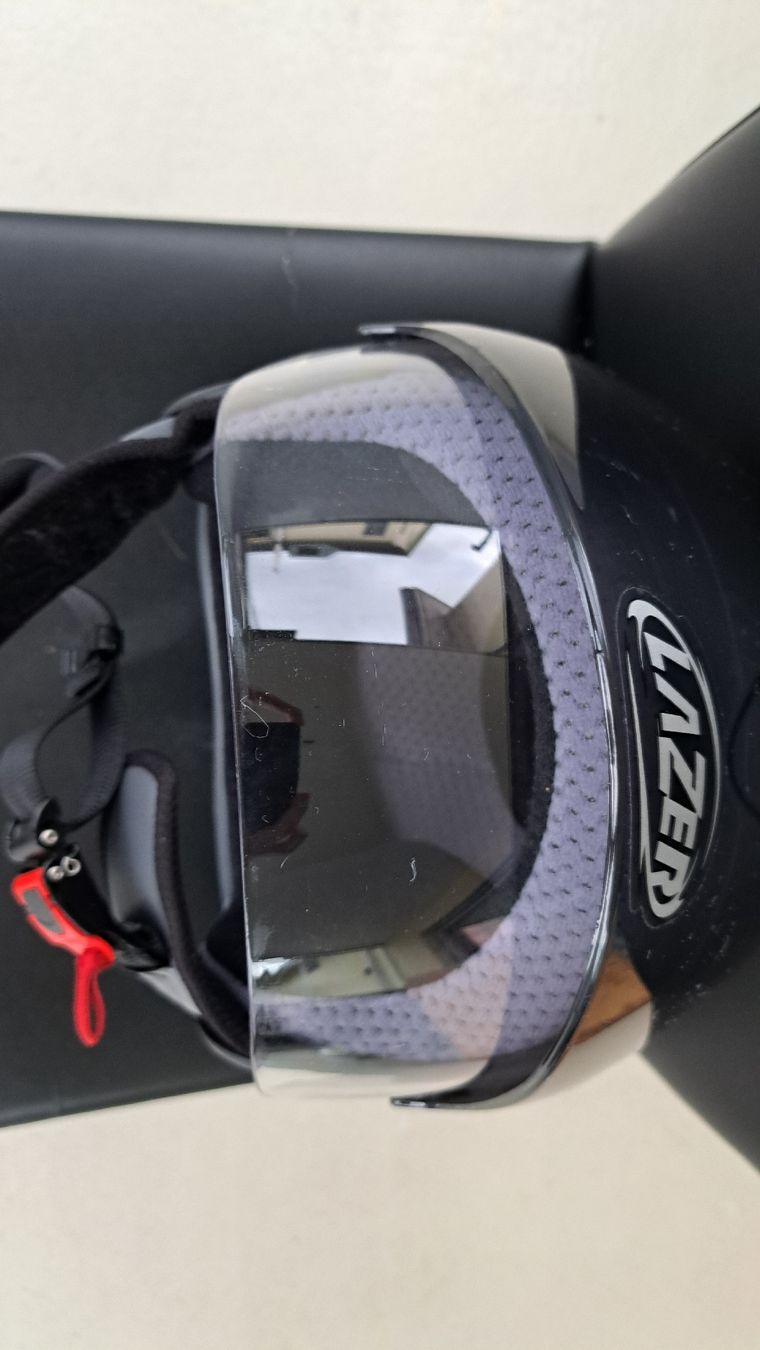 Helme & Visiere: Lazer Jethelm schwarz Grösse S – Gebraucht aus Abtwil AG von Queenstown 4