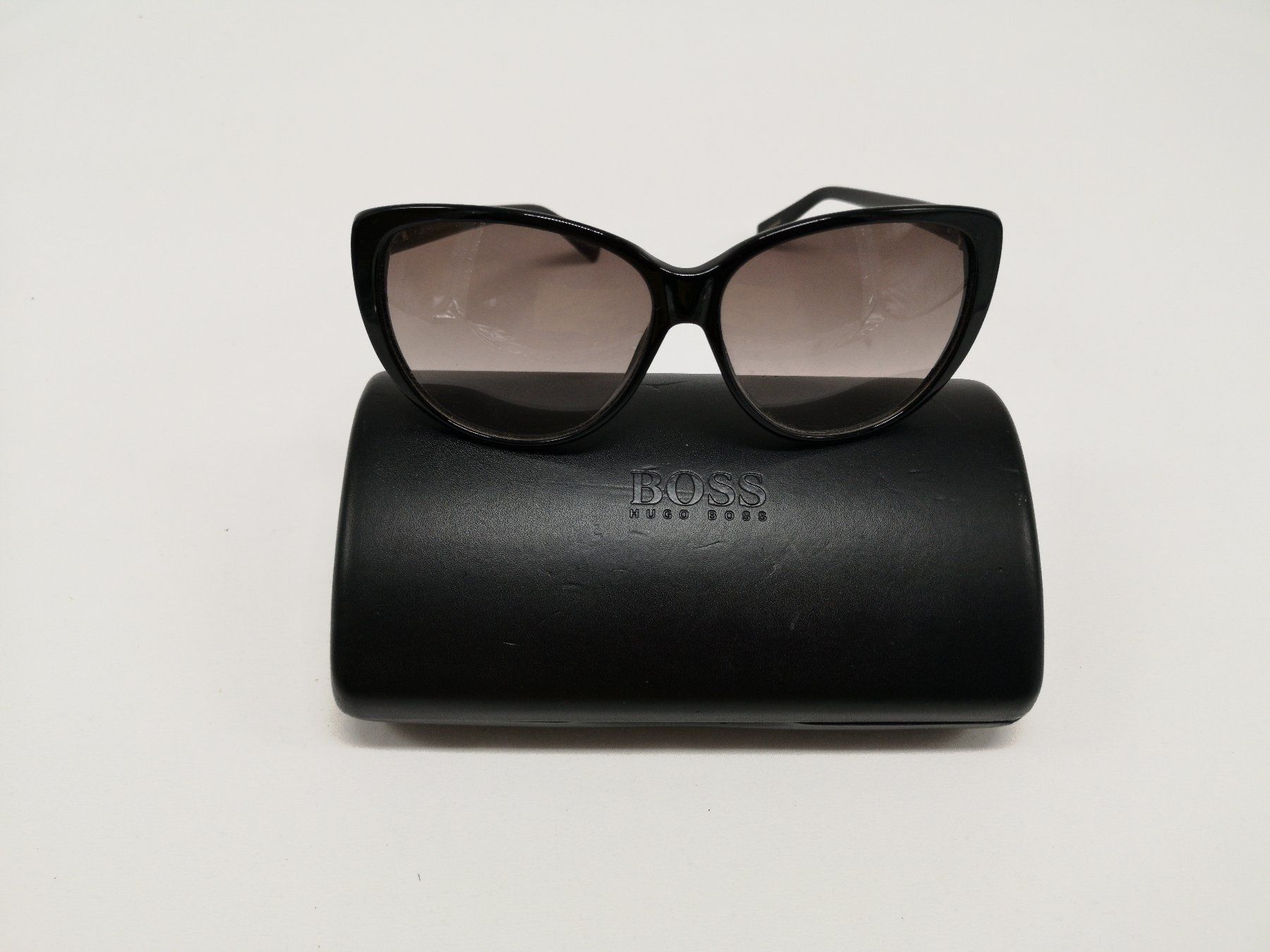 Hugo Boss Brillen & Gläser: Hugo BOSS / Authentiques / Luxe - Qualité - Elégance ! – Gebraucht aus Bulle von italicum 6