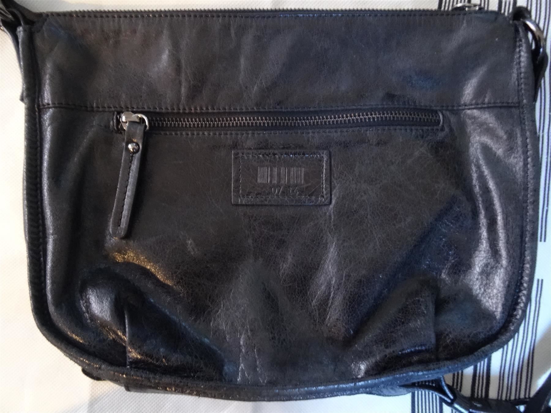 Borse da donna: dunkelblaue Handtasche 07 14 Regina mini – Usato da Lupfig venduto da Buerkli20 1