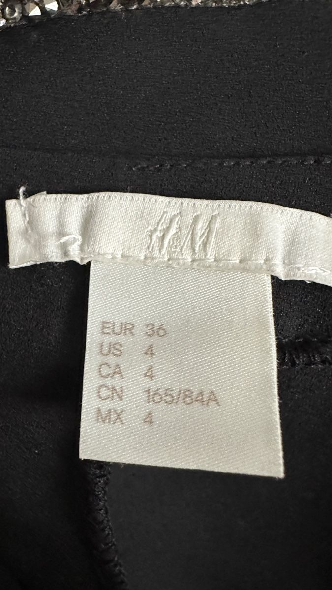 H&M Camicette: H&M Bluse schwarz Grösse 36 – Usato da Bern venduto da schnupka 4