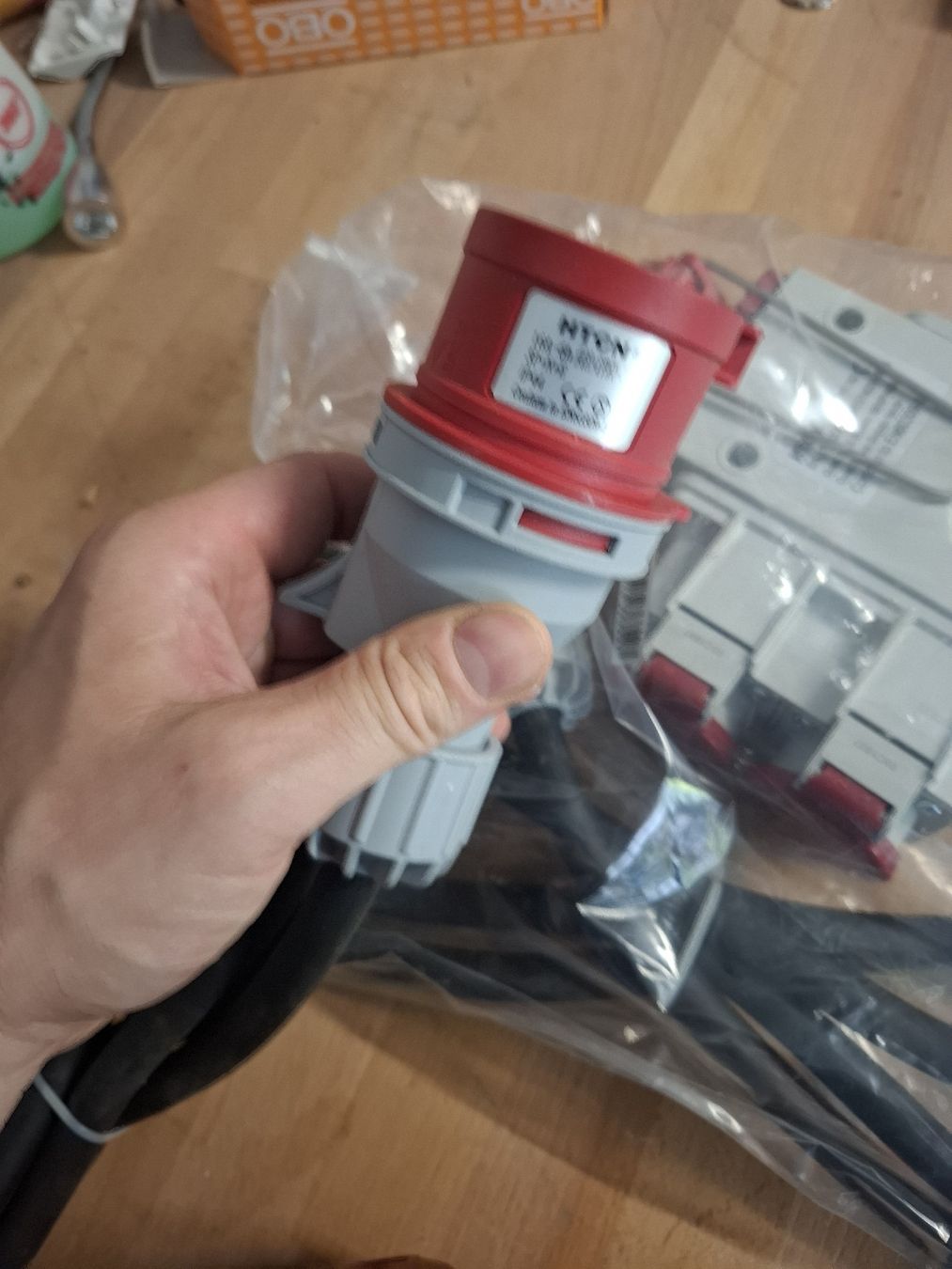 Electrotechnique: Stromverteiler – Neuf (Voir description) à wiesendangen par wisi_easy 1