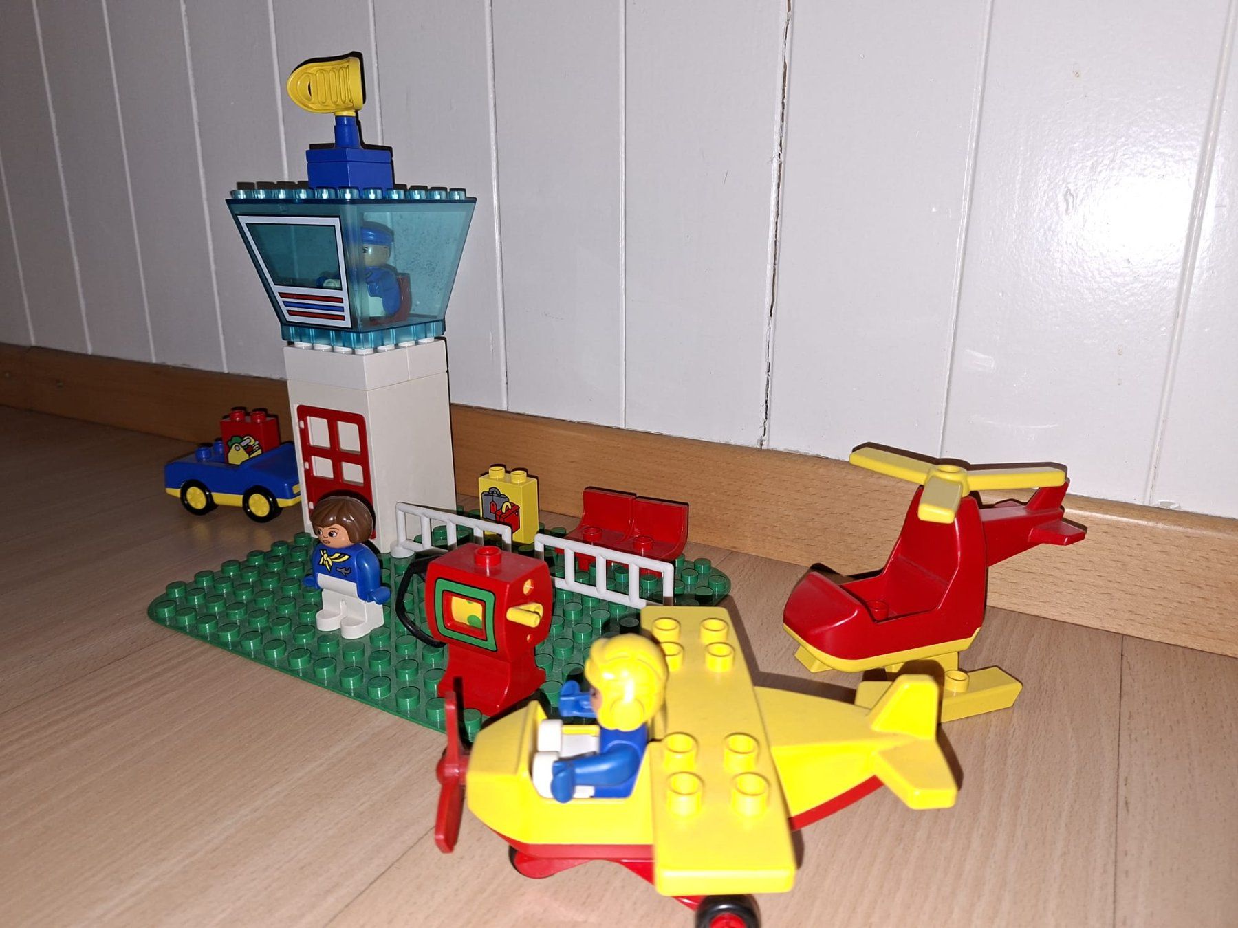 Lego Giocattoli: Lego Duplo Flughafen 2679 Klassiker – Usato da Wittenbach venduto da Gugielmo 2