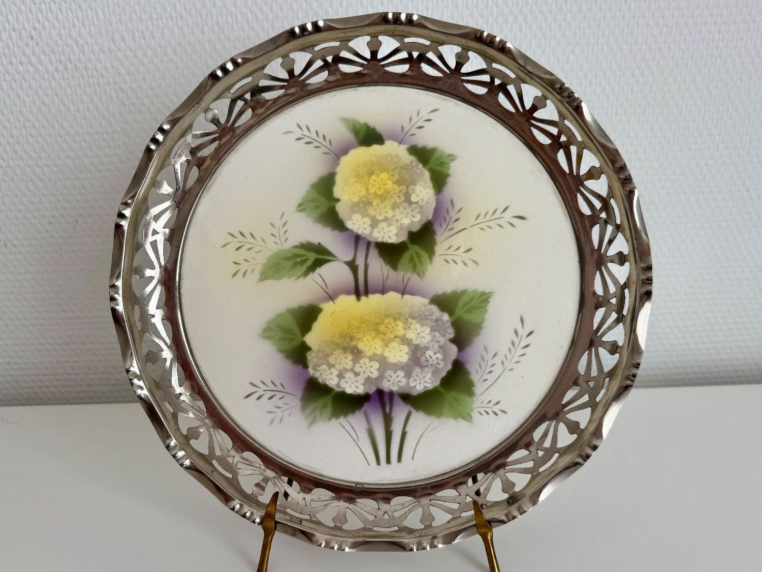 Piatti: Jugendstil Konfektschale mit Blumenmuster – Usato da Egg b. Zürich venduto da chantilly-lace