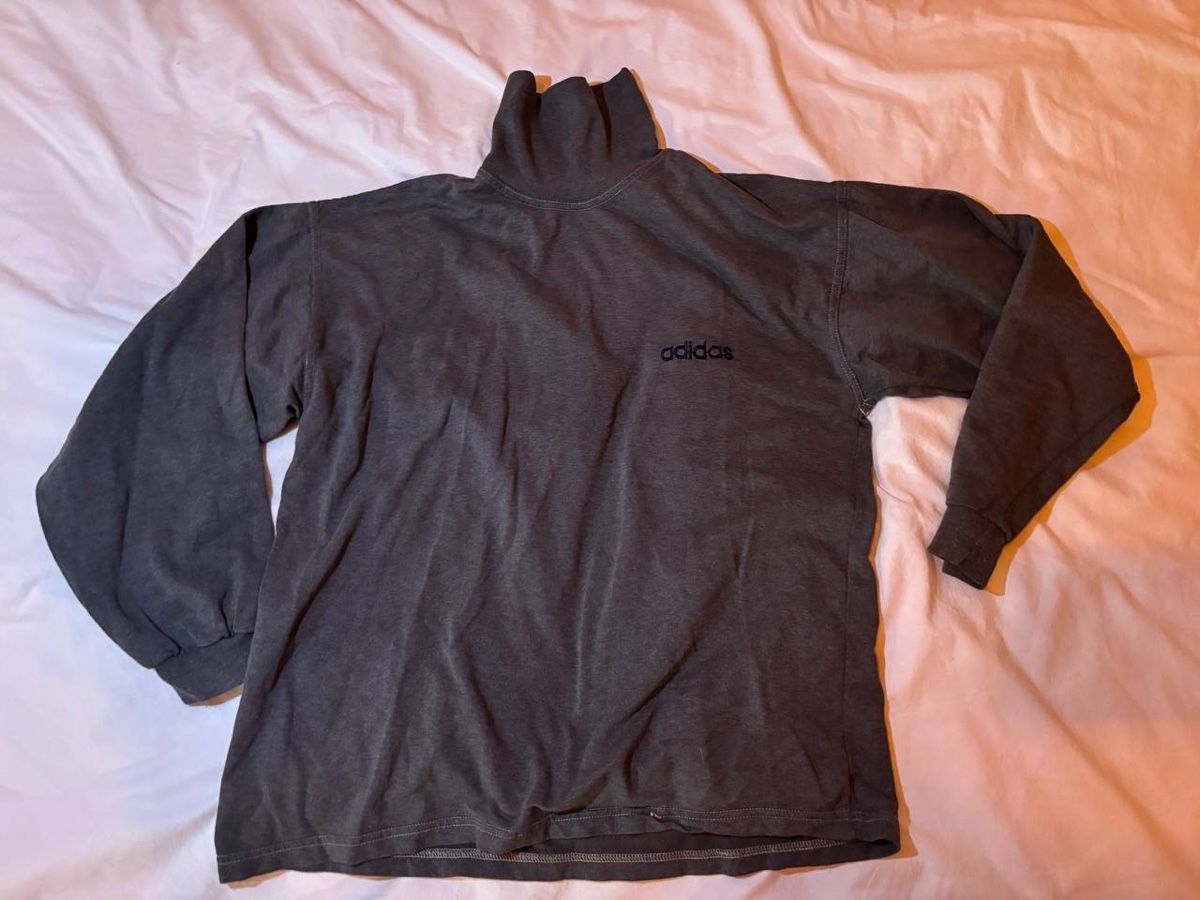 Adidas T-shirt: Adidas Shirt Langarm – Usato da Köniz venduto da Esmada