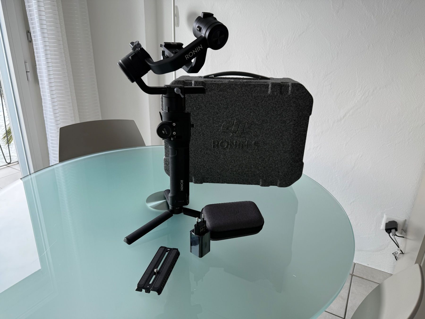 DJI Treppiedi & Teste: Dji ronin S Gimbal – Usato da Losone venduto da Misssslucie 1