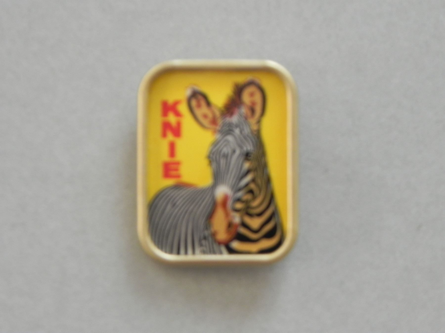 Spille & Fermagli: Circus Zirkus Knie Brosche Zebra 1976 – Usato da Siebnen venduto da krimsie