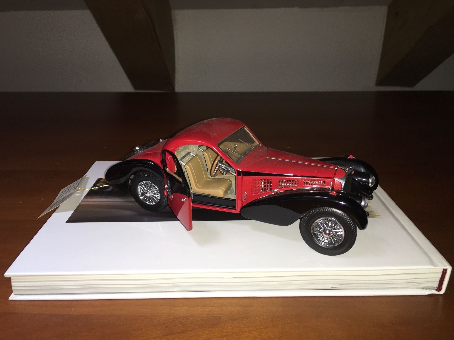 Bugatti Modellini d'auto: Bugatti Atalante Type 57SC 1936 - Franklin MInt !! – Nuovo (secondo la descrizione) da Wohlen AG venduto da PrivatSammlung 4