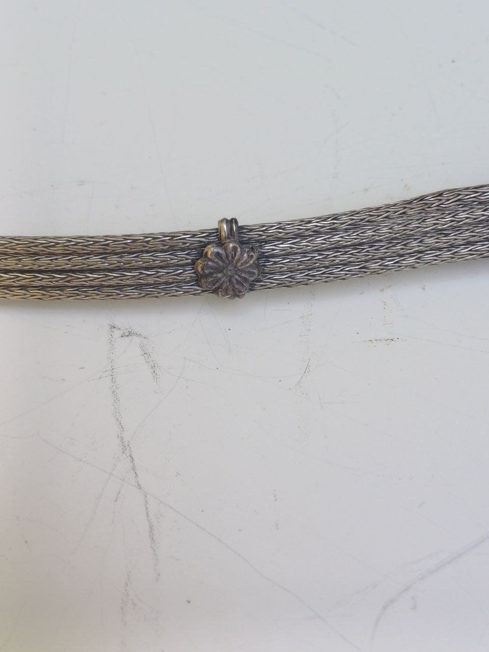 Colliers: Antike Silber-Halskette mit Kagamibuta Netsuke & Hamsa Hand – D'occasion à Bern par Yunkom 2