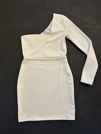 Elegantes One-Shoulder Kleid