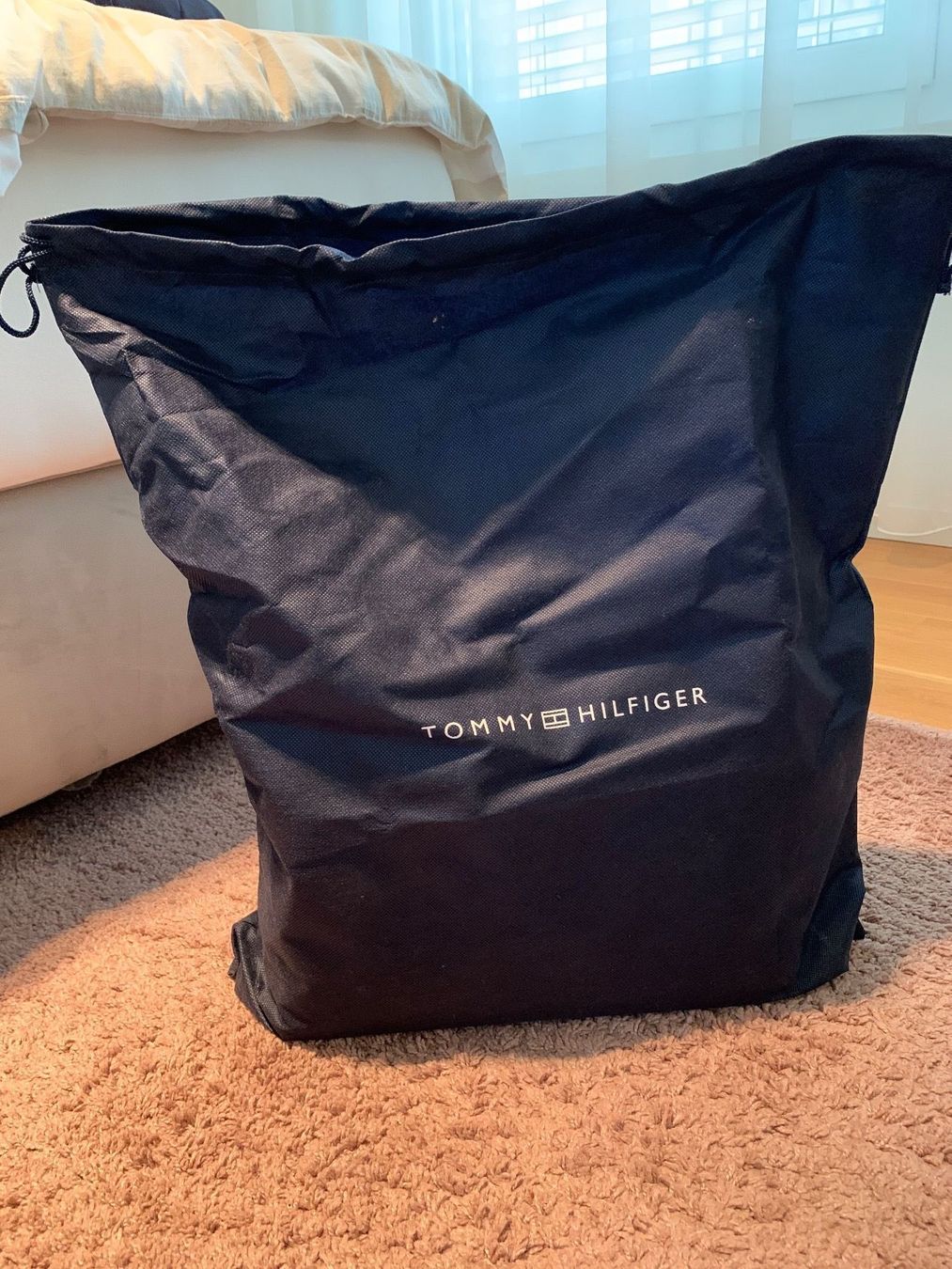 Tommy Hilfiger Borse da donna: Tommy Hilfiger Handtasche – Nuovo (secondo la descrizione) da Bülach venduto da leide_29 1