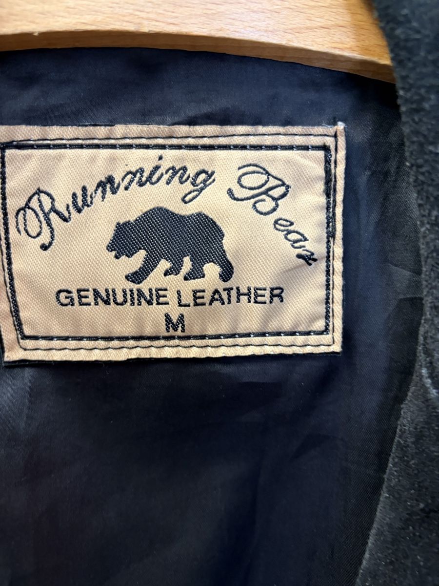 Vestes: Wildleder Jacke Running Bear Fransen schwarz Grösse M – D'occasion à Veltheim AG par eri_n5pn 2