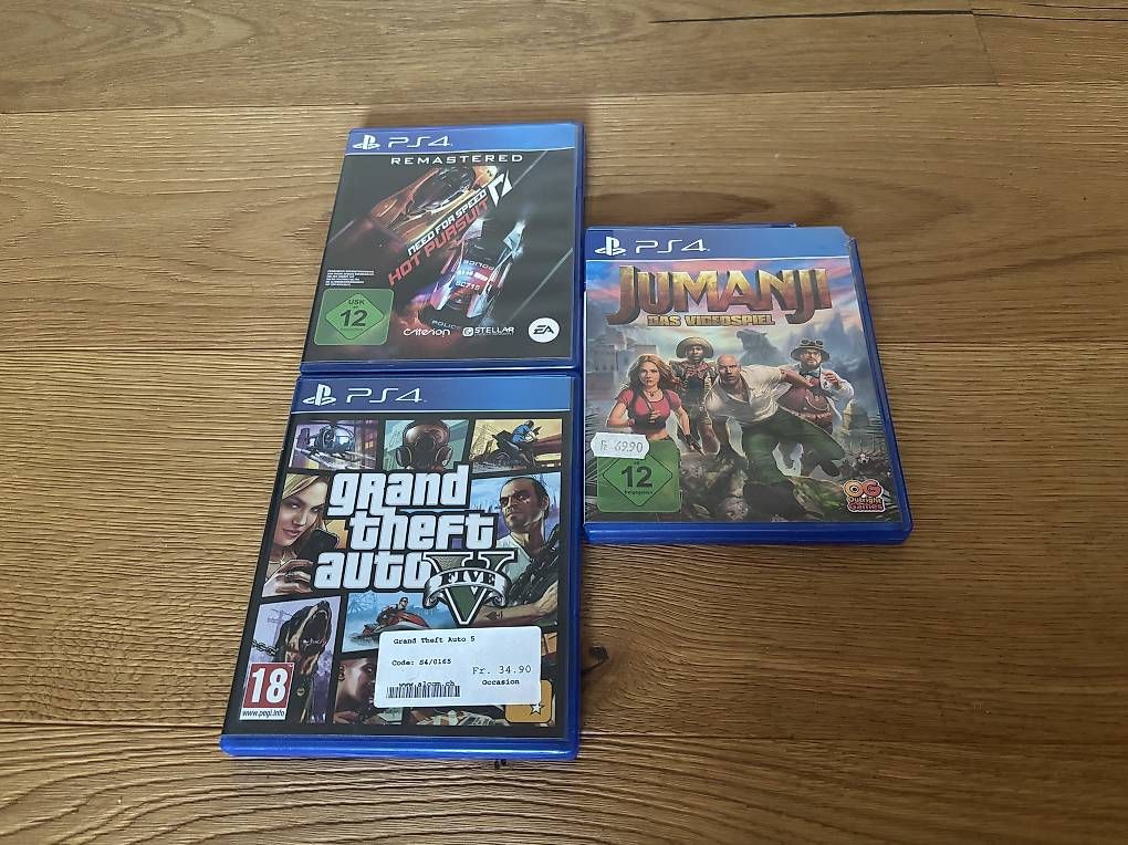 Konsolen: PlayStation4Slim-Konsole mit Zubehör – Gebraucht aus Schwanden GL von MikeTS05 1