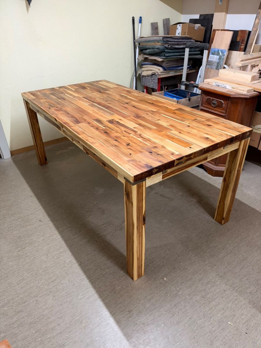 Tables: Massiver Esstisch – D'occasion à Neu St. Johann par hei_y2gw 4