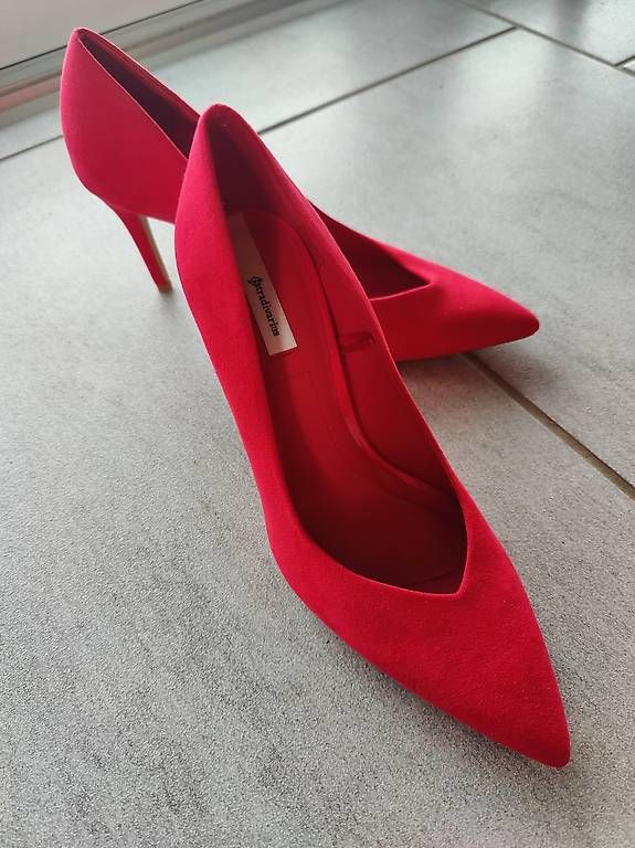 Stradivarius Scarpe da donna: Escarpins rouges neufs Stradivarius - pointure 39 – Nuovo e nell'imballaggio originale da Etoy venduto da Ctrl0
