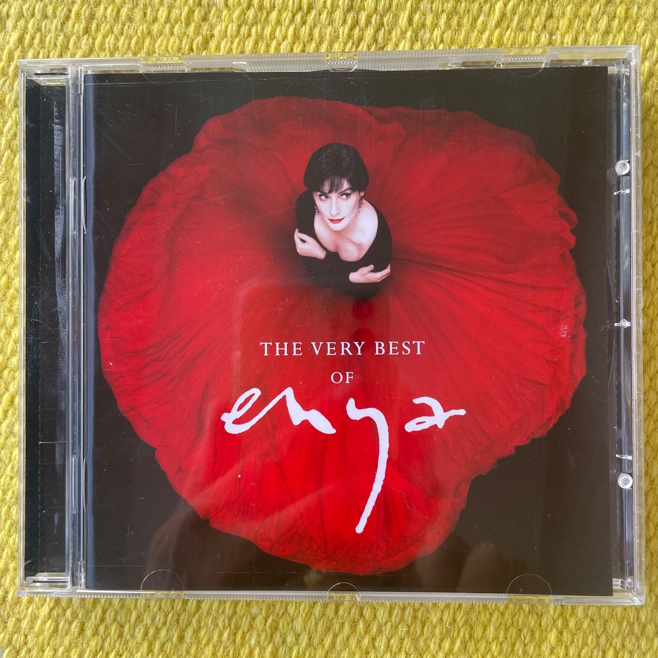 CD: ENYA-VERY BEST OF – Usato da Rorschacherberg venduto da CD-Roli