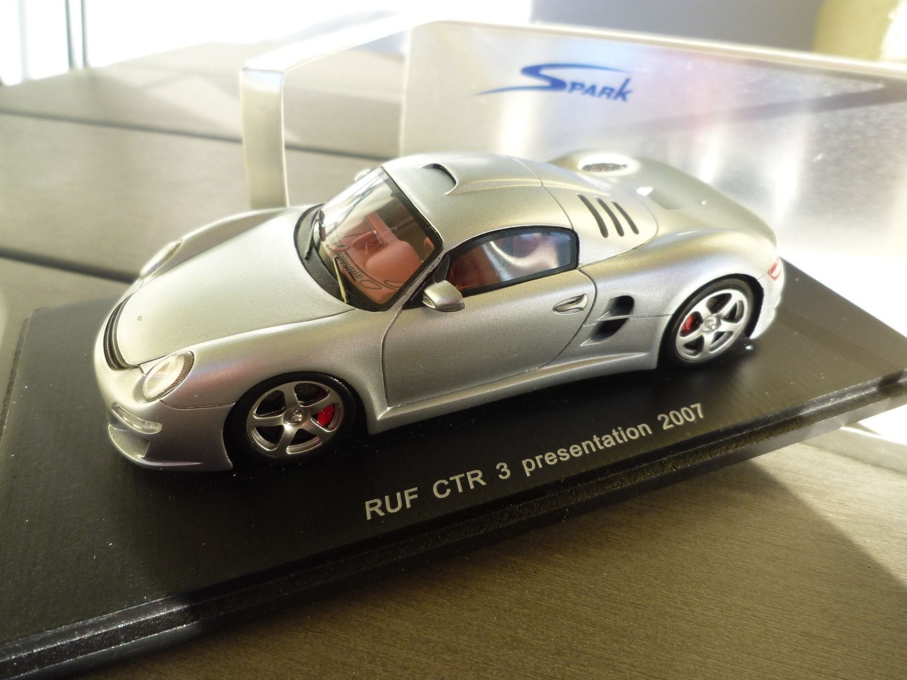 Modellini d'auto: Porsche RUF CTR 3 presentation (2007) – Nuovo e nell'imballaggio originale da Flawil venduto da Imperiosud 1