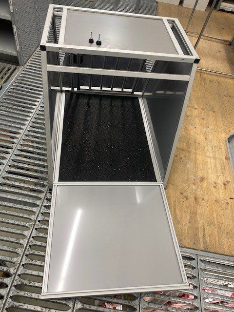 Gabbie, trasporto & Sicurezza: Hundebox Midi TB 50 M – Nuovo (secondo la descrizione) da Au ZH venduto da ausee01 6