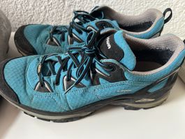 Lowa Gore-Tex Trekkingschuh Gr 42 1/2
