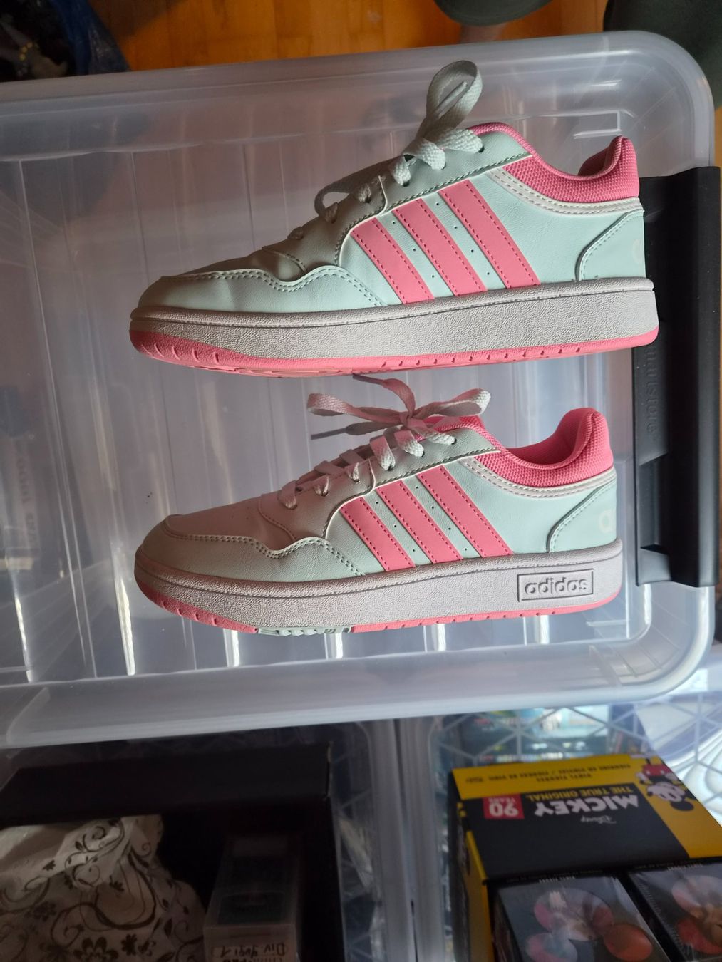 Adidas Scarpe da donna: Adidas Sneaker Damen Gr. 36 mint/pink – Usato da Sisseln AG venduto da schenk-figuren 4
