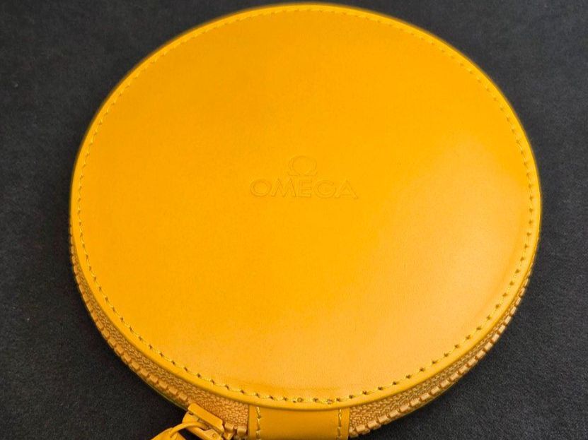 Sacs femmes: Omega – Neuf avec emballage d'origine à La Chaux-de-Fonds par curtitswisswatches