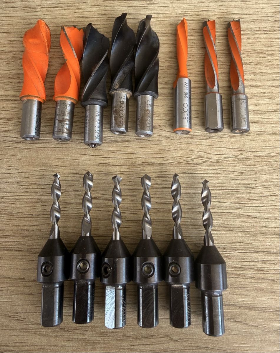 Tous les outils: 14 Bohrer Set Holzbohrer Leuco diverse Durchmesser – D'occasion à Sursee par Betlaze