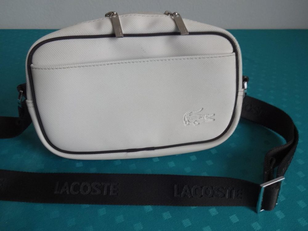 Lacoste Sacs femmes: Lacoste Umhängetasche – D'occasion à Frauenfeld par Riaa 1