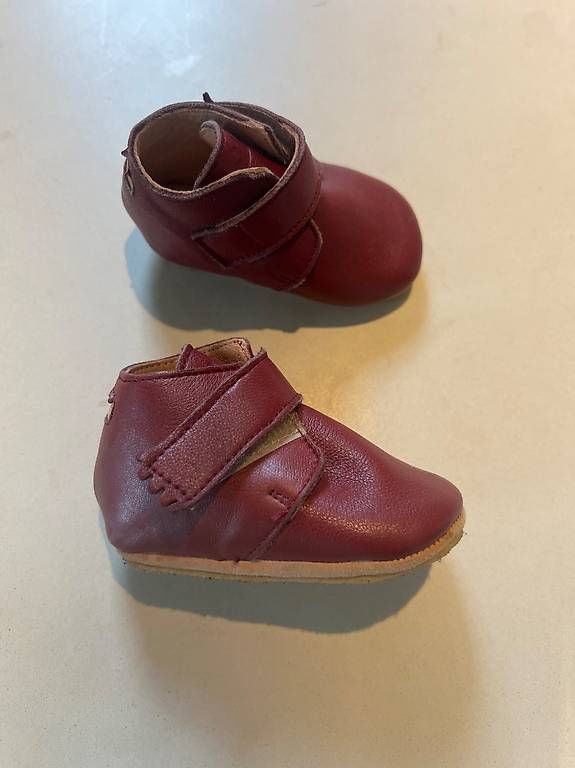 Scarpe per ragazzi: Easy Peasy Babyschuhe Leder Gr. 18/19 – Usato da Basel venduto da huser05 1