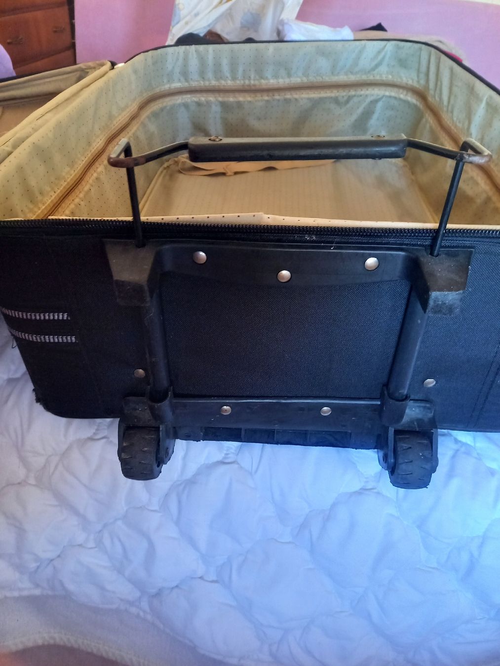 Valises de voyage: Rollkoffer – D'occasion à NIEDERBUCHSITEN par jut_lpv5 3