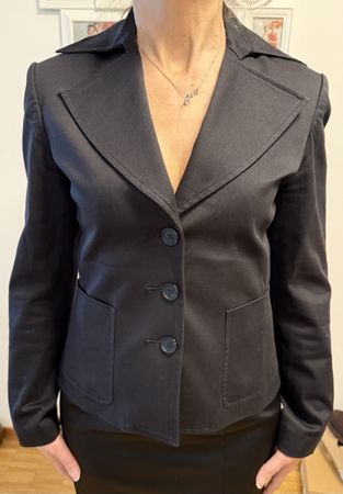 Veste noire cintrée élégante needYou T38