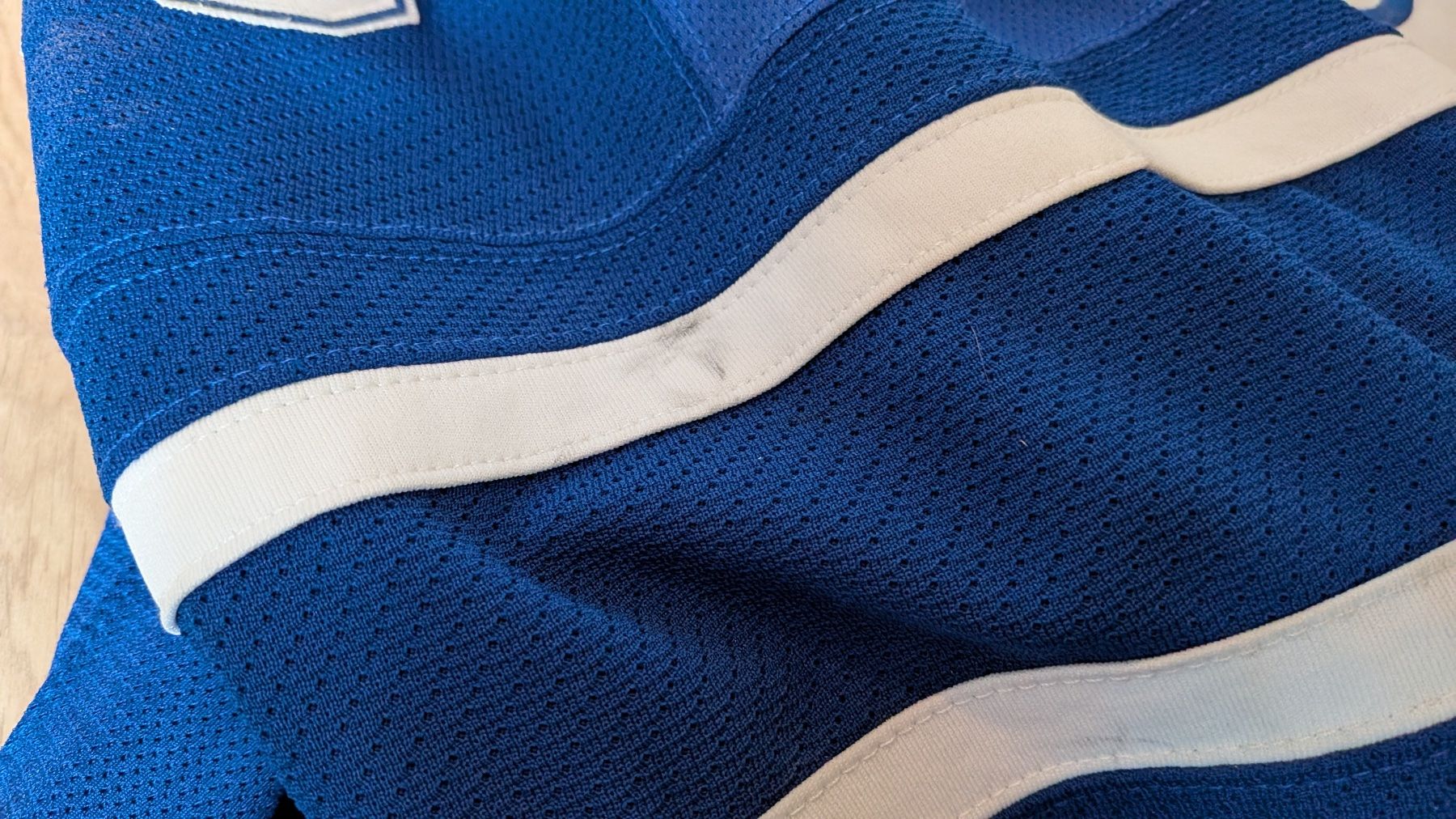 Reebok Canottiere & Pantaloni: MARTIN GERBER GAME WORN JERSEY TORONTO MAPLE LEAFS NHL – Usato da Vufflens-la-Ville venduto da ClaudeGiroux1974 3
