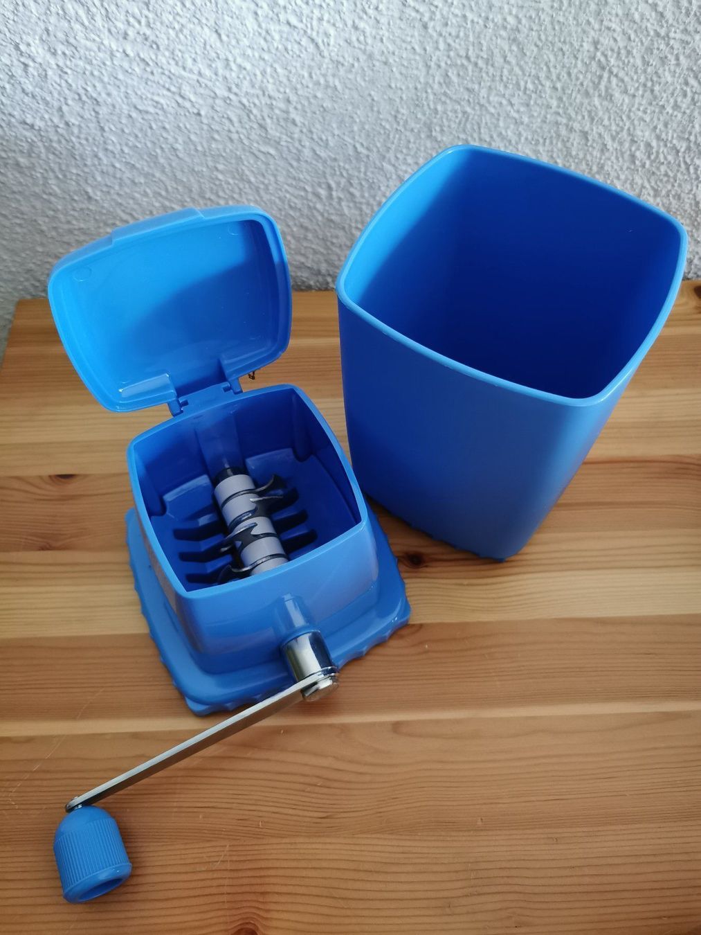 Elettrodomestici da cucina: Ice Crusher manuell – Usato da Kilchberg ZH venduto da Ernzi47 2
