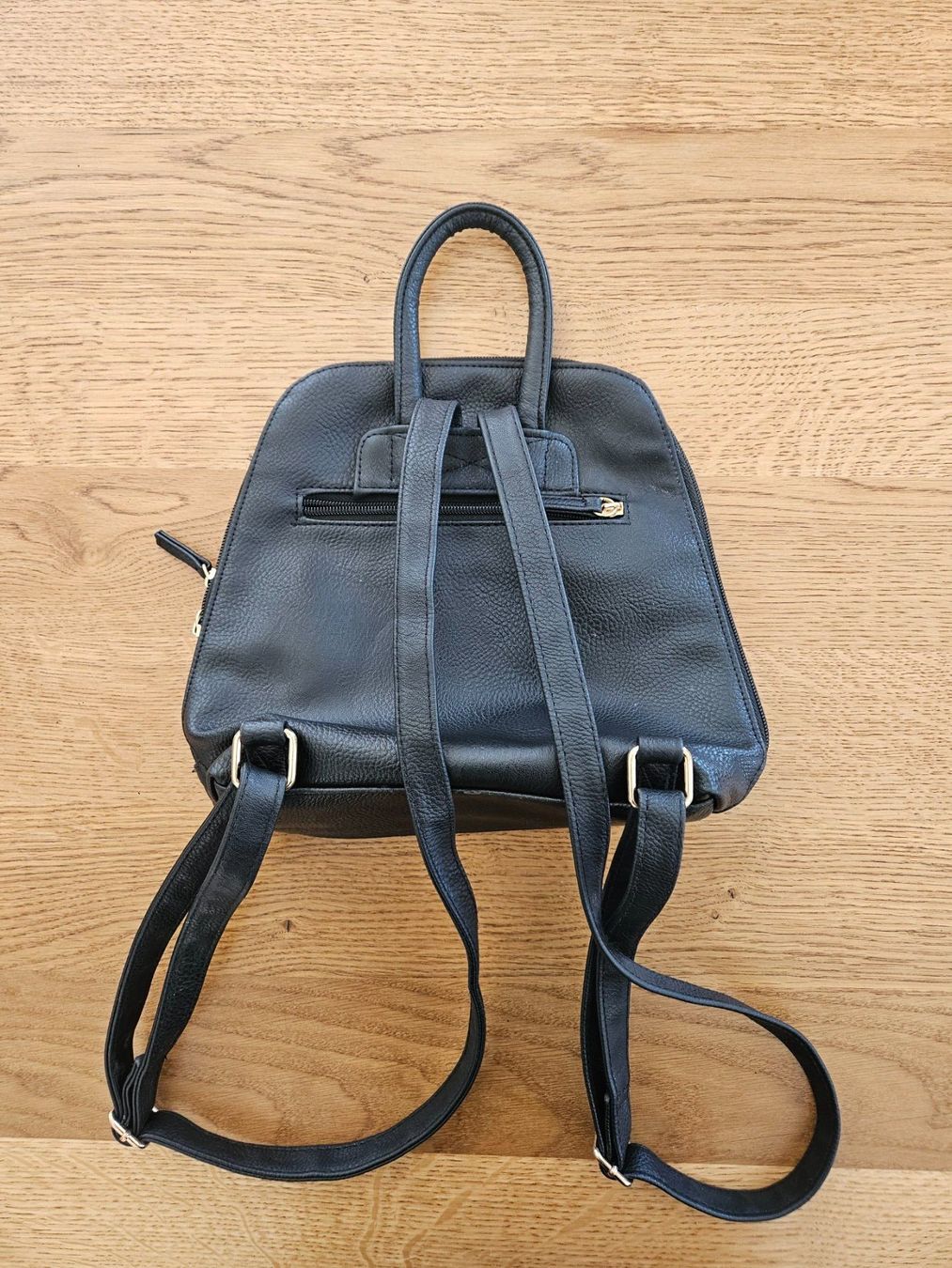 Zaini: Sac à dos noir – Usato da Vétroz venduto da sas_yln5 1