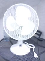 Ventilator weiss 3 Geschwindigkeiten guter Zustand