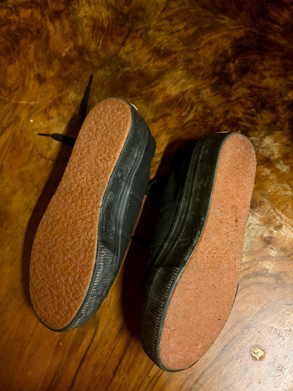 Superga Damenschuhe: Superga schwarz Groesse 37 gebraucht – Gebraucht aus Zürich von mrsjack 2