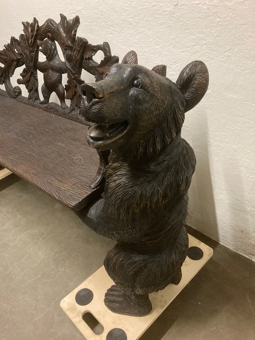 Sculture & Statue: Sitzbank wohl Brienzer Bären – Usato da Schönenwerd venduto da Comtoise 5